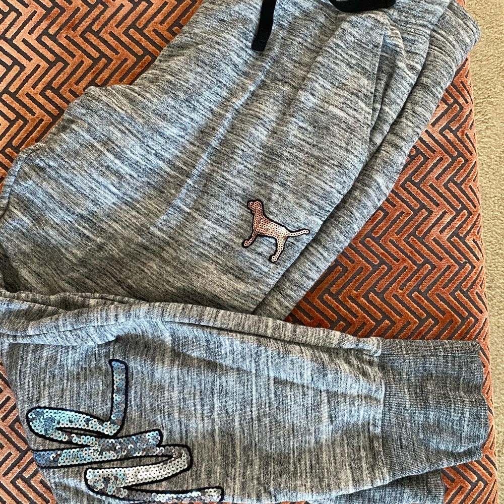 Victoria’s Secret PINK BLING jogging pants